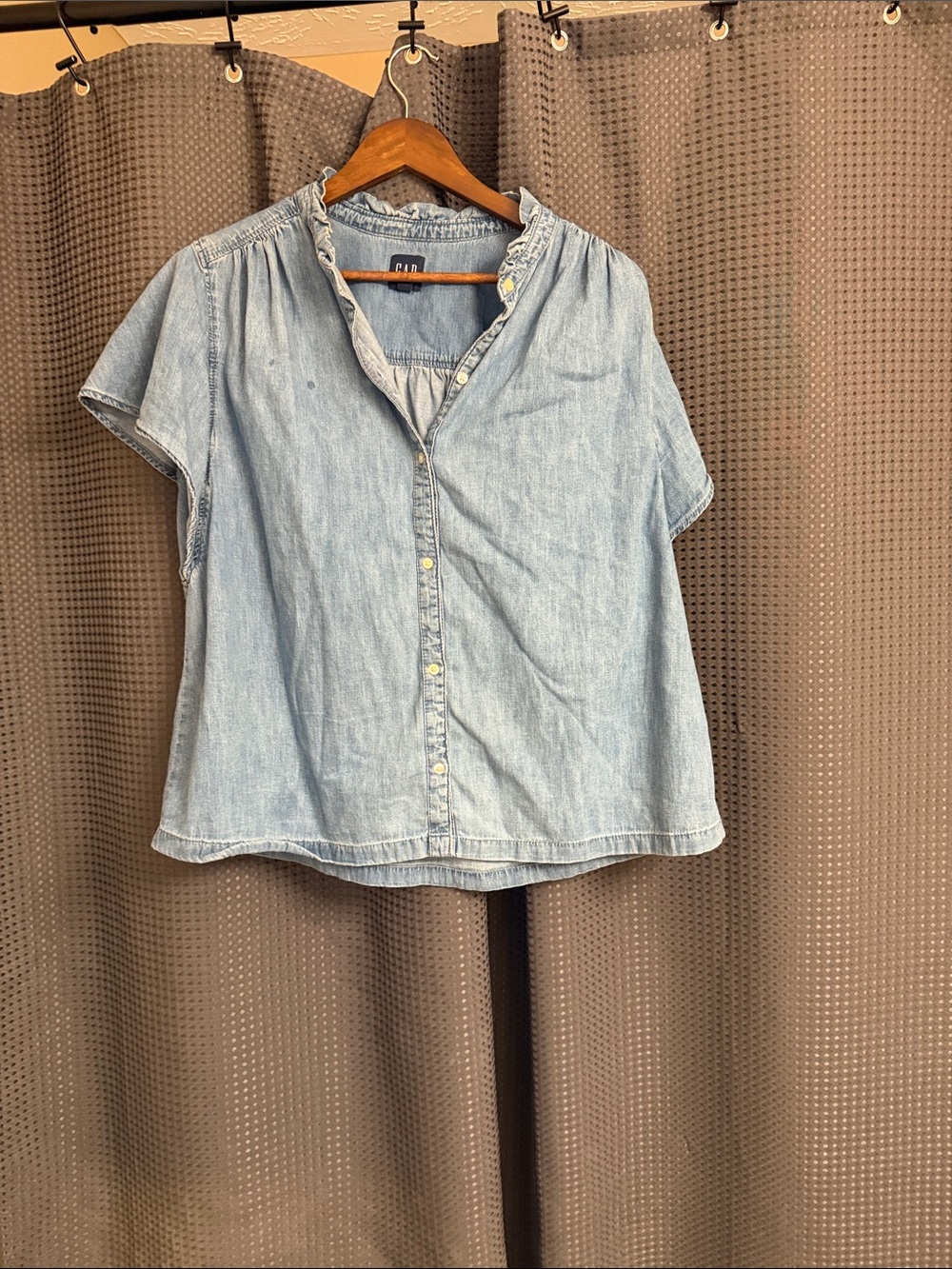 GAP Light Blue Chambray Button-Front Top